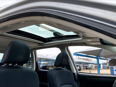 Used 2015 Subaru Forester 2.5i Premium image 13