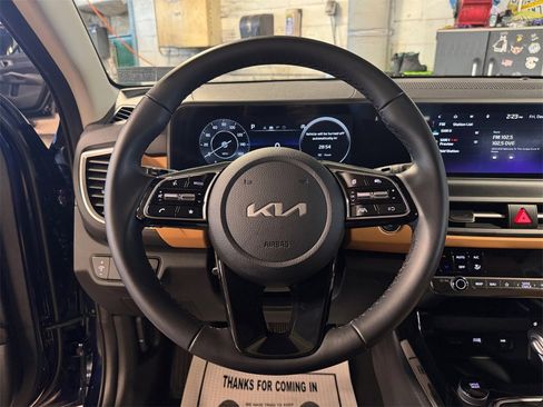 Certified 2024 Kia Seltos EX image 15