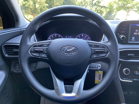 Used 2019 Hyundai Santa Fe SE AWD/4WD image 18
