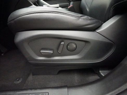 Used 2023 Ford Explorer XLT w/ Equipment Group 202A image 30