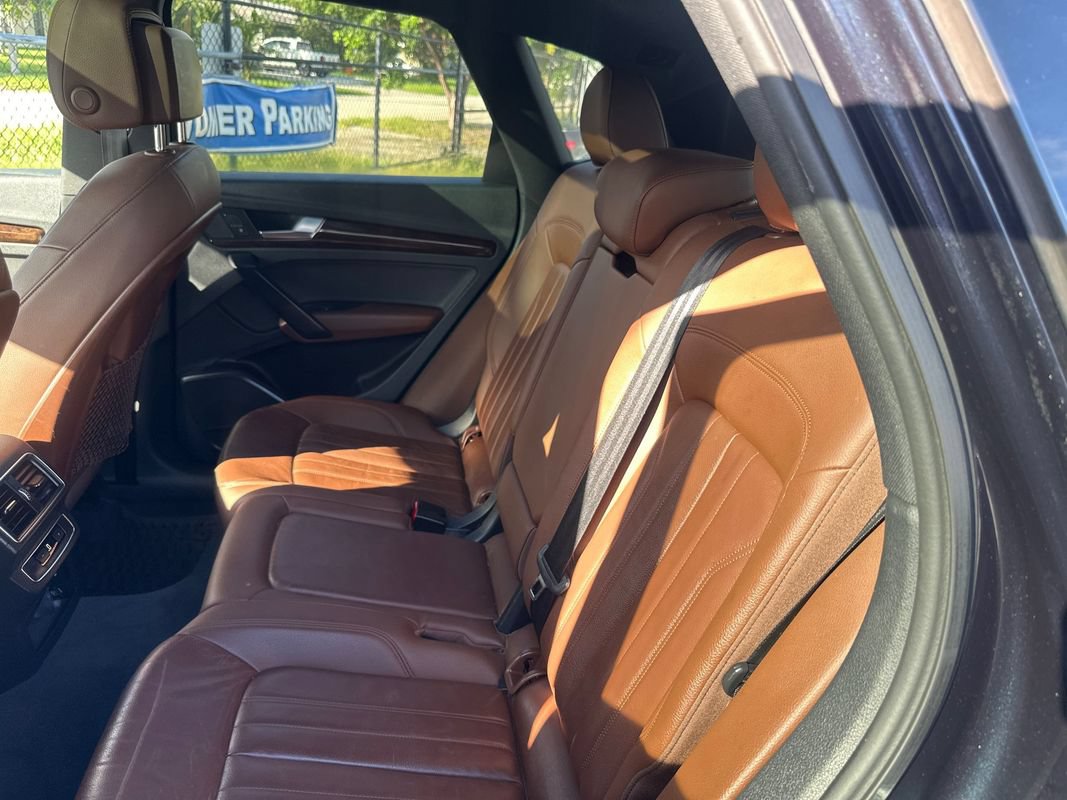 Used 2019 Audi Q5 2.0T Premium w/ Convenience Package AWD/4WD image 25