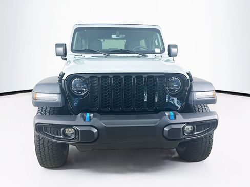 Used 2023 Jeep Wrangler Unlimited w/ Sun & Screen Package AWD/4WD image 2