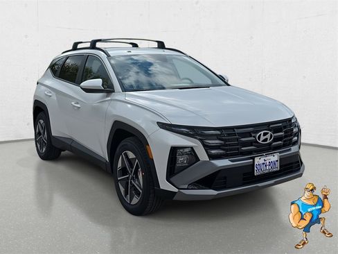 New 2026 Hyundai Tucson SEL image 3