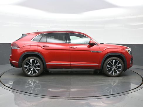 Used 2024 Volkswagen Atlas Cross Sport SEL Premium R-Line image 7