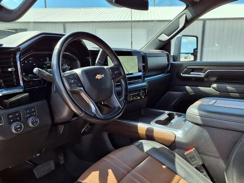 Used 2024 Chevrolet Silverado 3500 High Country AWD/4WD image 11