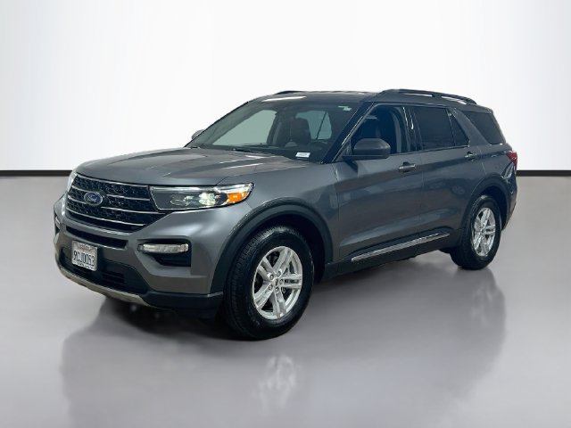 Used 2022 Ford Explorer XLT w/ Equipment Group 202A RWD image 3