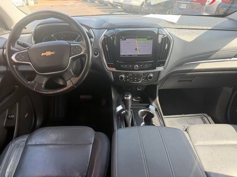 Used 2019 Chevrolet Traverse LT w/ LPO, Blackout Package AWD/4WD image 14