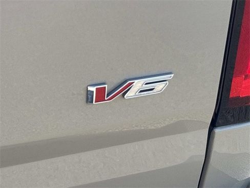 Used 2021 Chevrolet Colorado Z71 w/ Safety Package image 18