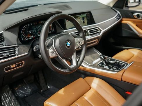 Used 2022 BMW X7 xDrive40i w/ Premium Package image 18