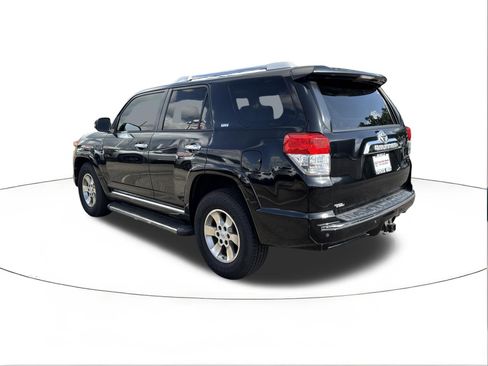 Used 2012 Toyota 4Runner SR5 RWD image 5