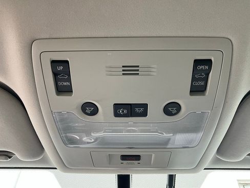 Used 2016 Lexus IS 200t 200t image 17