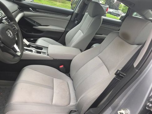 Used 2018 Honda Accord EX image 10