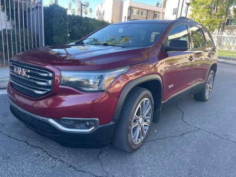 Used 2018 GMC Acadia SLT w/ LPO, Protection Package image 2