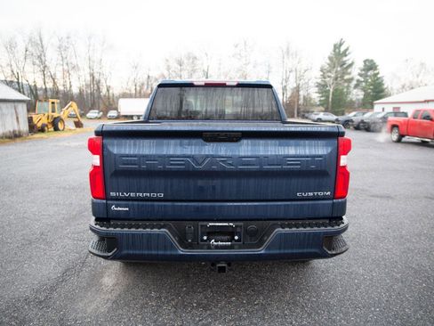 Used 2022 Chevrolet Silverado 1500 Custom image 4