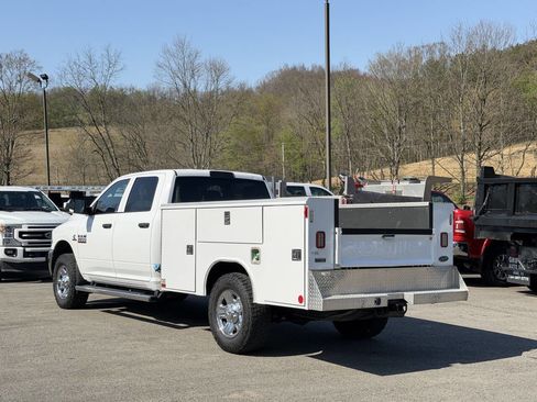 Used 2018 RAM 3500 Tradesman w/ Chrome Appearance Group image 6