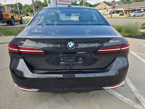 Used 2026 BMW 530i xDrive w/ Premium Package AWD/4WD image 13