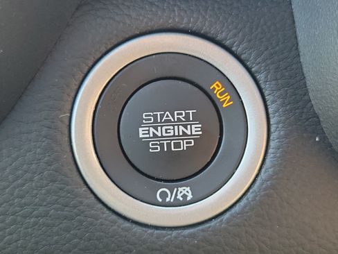 Used 2025 RAM 1500 Big Horn AWD/4WD image 26