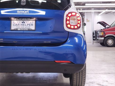 Used 2018 smart fortwo electric drive image 41