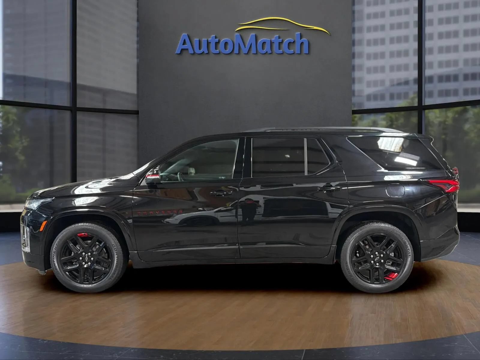 Used 2023 Chevrolet Traverse Premier w/ Redline Edition FWD image 7
