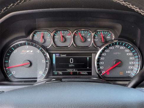 Used 2018 Chevrolet Silverado 1500 LT w/ All Star Edition image 11