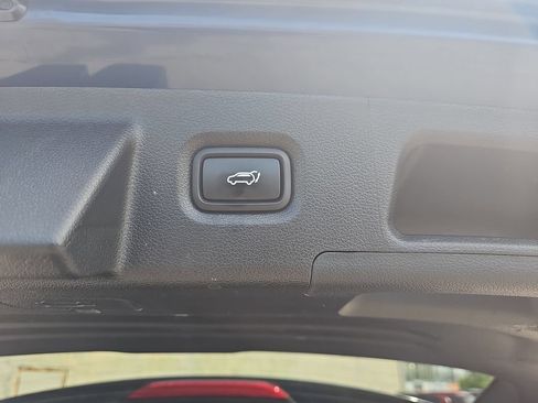 Used 2023 Hyundai Santa Fe SEL AWD/4WD image 17