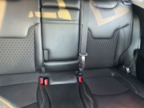 Used 2019 Jeep Compass Latitude w/ Popular Equipment Group image 16