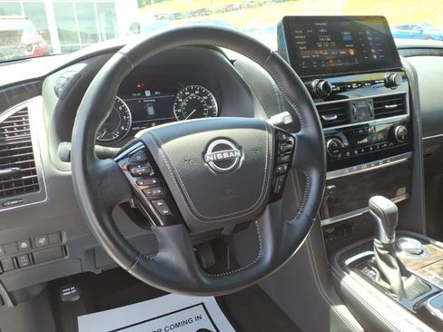 Used 2023 Nissan Armada Platinum w/ Captain's Chairs Package AWD/4WD image 12