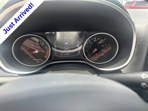 Used 2020 Jeep Compass Latitude FWD image 12