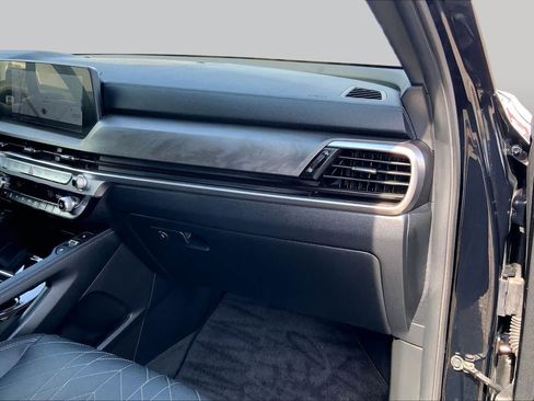 Used 2024 Kia Telluride EX X-Line AWD/4WD image 19