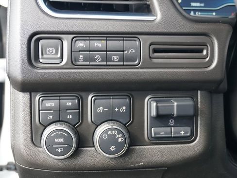 Used 2022 Chevrolet Tahoe Z71 w/ Z71 Off-Road Package image 33