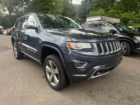 Used 2014 Jeep Grand Cherokee Overland w/ Advanced Technology Group AWD/4WD image 3