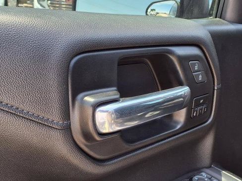 Used 2021 GMC Sierra 1500 SLT AWD/4WD image 15
