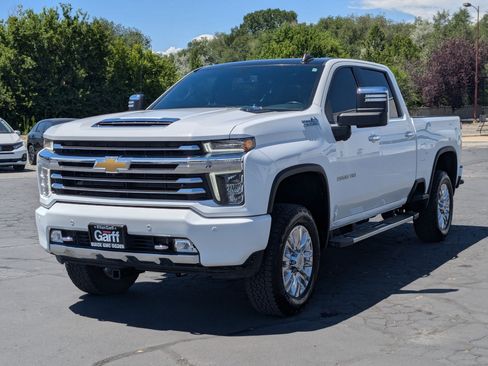 Used 2022 Chevrolet Silverado 2500 High Country AWD/4WD image 8