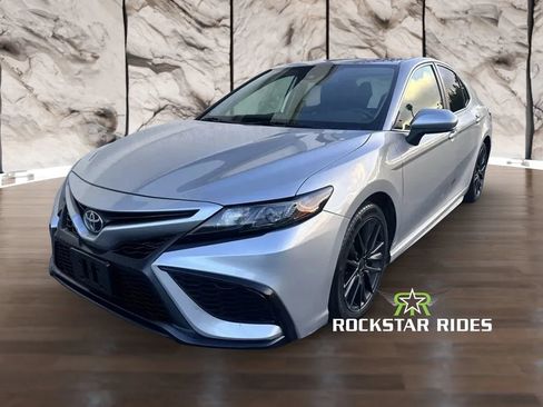 Used 2021 Toyota Camry SE w/ Carpet Mat Package (TMS) FWD image 30