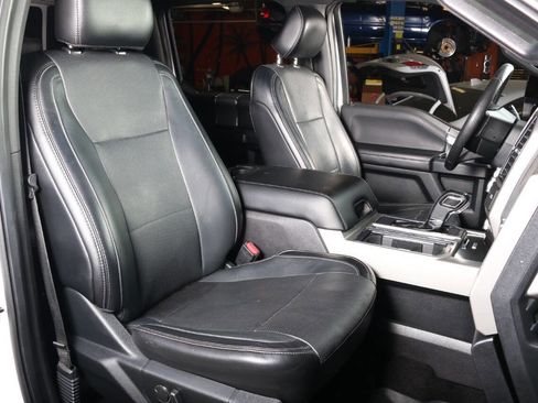 Used 2016 Ford F150 Lariat w/ Equipment Group 502A Luxury AWD/4WD image 39