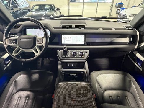 Used 2020 Land Rover Defender 110 S AWD/4WD image 2