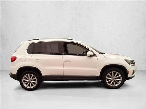 Used 2017 Volkswagen Tiguan Wolfsburg Edition image 4