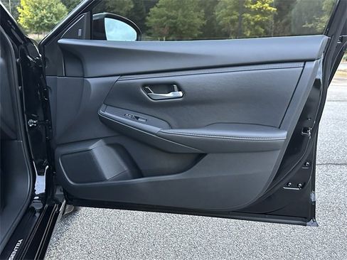 Certified 2025 Nissan Sentra SV w/ Trunk Package image 15