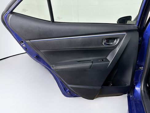 Used 2014 Toyota Corolla S image 26