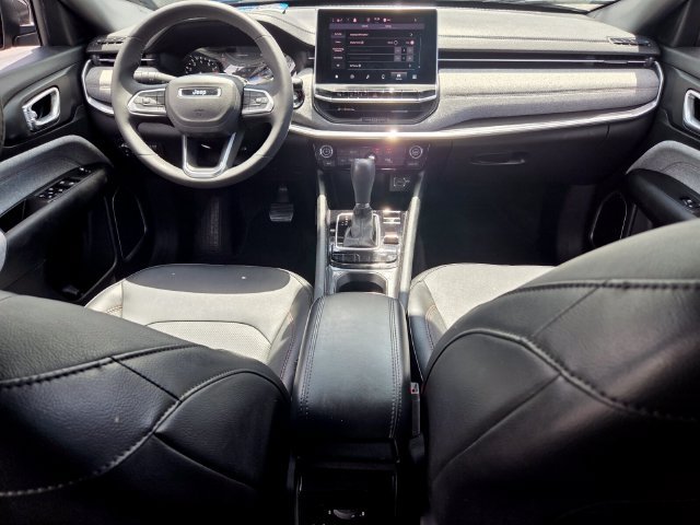 Certified 2023 Jeep Compass Latitude AWD/4WD image 13