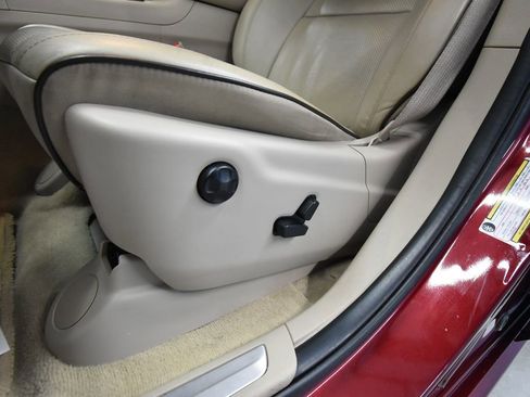 Used 2020 Jeep Grand Cherokee Overland image 6