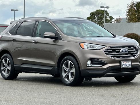 Used 2019 Ford Edge SEL w/ Equipment Group 201A image 5