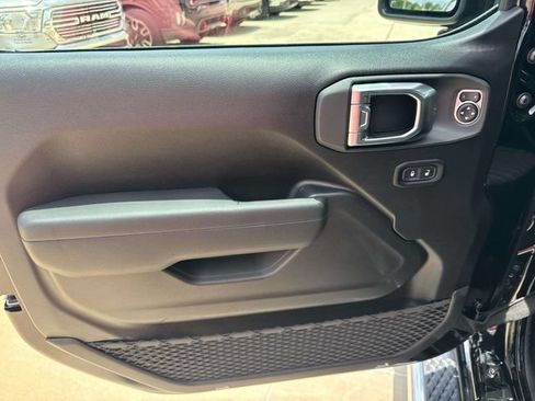 New 2026 Jeep Gladiator Sport AWD/4WD image 20