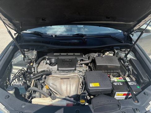 Used 2012 Toyota Camry LE image 23