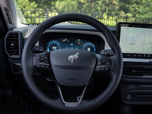 New 2025 Ford Bronco Sport Heritage w/ Convenience Package image 26