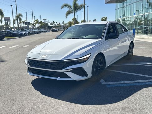 New 2026 Hyundai Elantra Sport FWD image 2