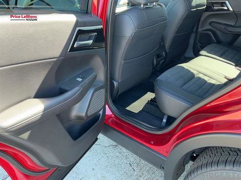 New 2026 Nissan Rogue SL AWD/4WD image 29