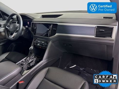Certified 2023 Volkswagen Atlas Cross Sport SEL AWD/4WD image 29