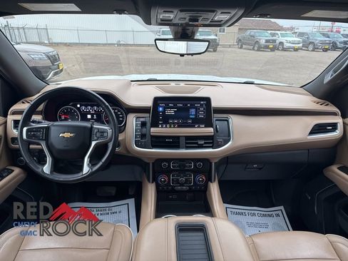 Used 2021 Chevrolet Tahoe Premier w/ Premium Package AWD/4WD image 31
