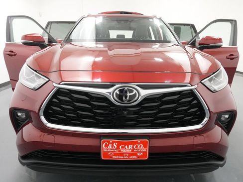 Used 2020 Toyota Highlander Limited AWD/4WD image 33